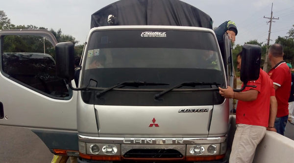 Hombre muere de un infarto mientras circulaba por la ruta en San José - Noticiero Paraguay