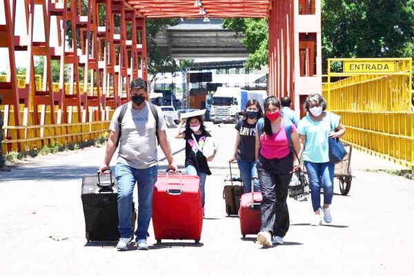Paraguay exigirá esquema de vacunación completo a extranjeros - Nacionales - ABC Color