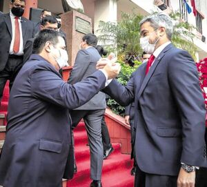 El cartismo llama a pedir puestos claves, dice asesor de Mario Abdo - Nacionales - ABC Color