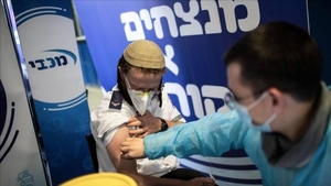 Diario HOY | Israel anuncia cuarta dosis de vacuna para mayores de 60 años y personal sanitario
