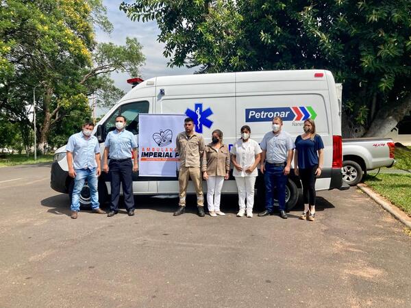 Compañía Imperial del Paraguay entregó una ambulancia a Petropar para garantizar la seguridad de sus funcionarios