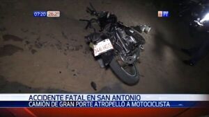 Un muerto tras choque entre moto y camión en San Antonio