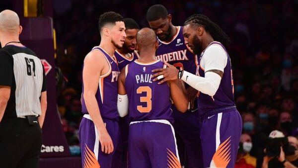 Los Lakers caen en casa ante los Suns