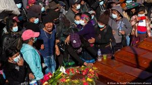 Guatemala impone estado de sitio en comunidades tras masacre