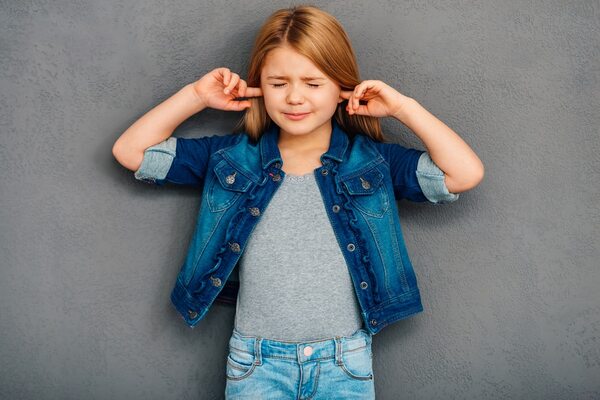 Pirotecnia y festividades: eventos traumáticos para niños con TEA