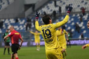 Federico Santander convirtió en la goleada del Bologna - Fútbol Internacional - ABC Color