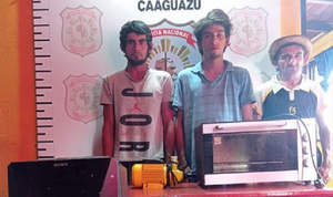 Detienen a delincuentes y recuperan objetos robados en Caaguazú - Noticiero Paraguay