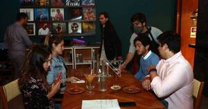 La Nación / Restaurantes afirman que en general el movimiento está mejor, pero no se ven ganancias