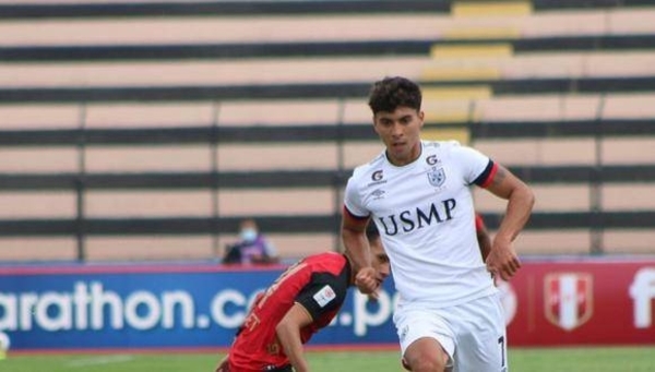 Diario HOY | El paraguayo Franco Zanelatto firma tres años con Alianza Lima