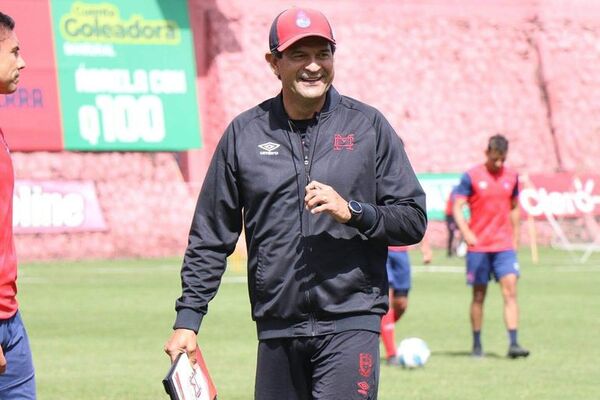 Guatemala: equipo de Cardozo anima el clásico en semifinales - Fútbol - ABC Color