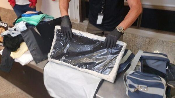 Senad detiene a joven que pretendía viajar con 5 kilos de drogas en su maleta