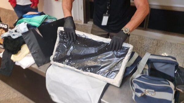 Senad detiene a joven que pretendía viajar con 5 kilos de drogas en su maleta