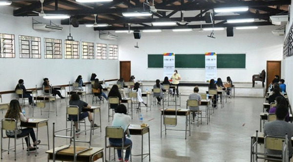 Itaipú abre convocatoria para 3.000 becas universitarias en 2022 | DIARIO PRIMERA PLANA