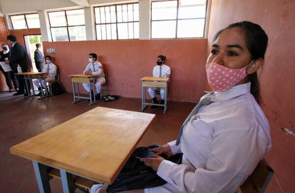 Año escolar cerró el año con 70% de presencialidad y espera arrancar el 2022 con el 100% - ADN Digital