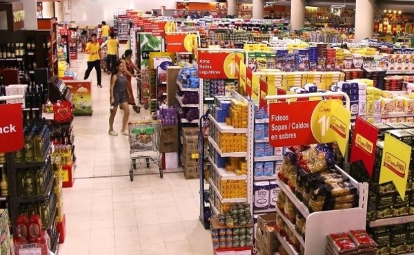 Comerciantes anuncian reducción de precios en 20 productos de la canasta familiar, hasta fin de año - MarketData