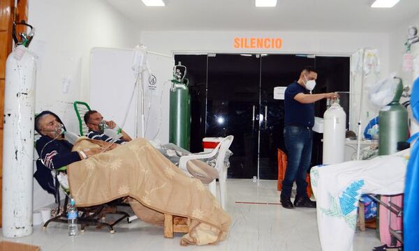 Abdo reconoce que hospitales no tenían capacidad para demanda de oxígeno medicinal - Nacionales - ABC Color