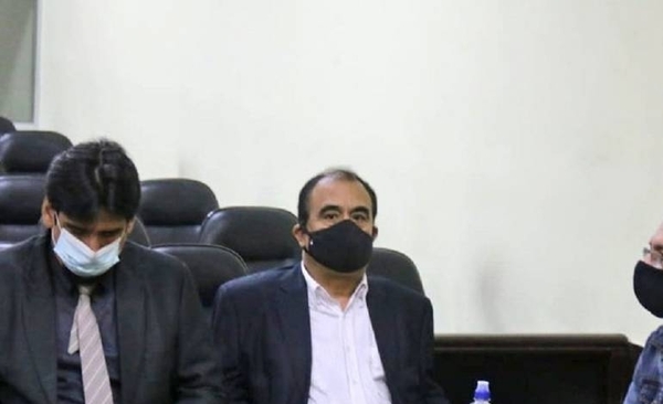 Diario HOY | Esta tarde darán a conocer sentencia para ex intendente de Lambaré Roberto Cárdenas