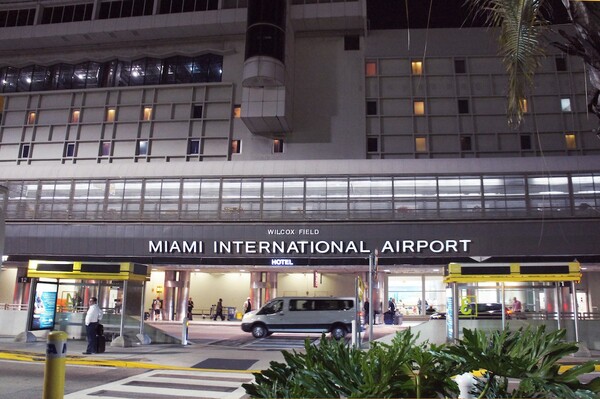 Vuelo de compatriotas varados en Miami sale esta noche - ADN Digital