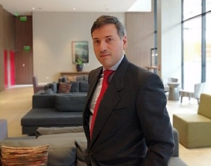Alejandro Díaz Arce: «El gobierno no tiene autoridad para discriminar a los ciudadanos»