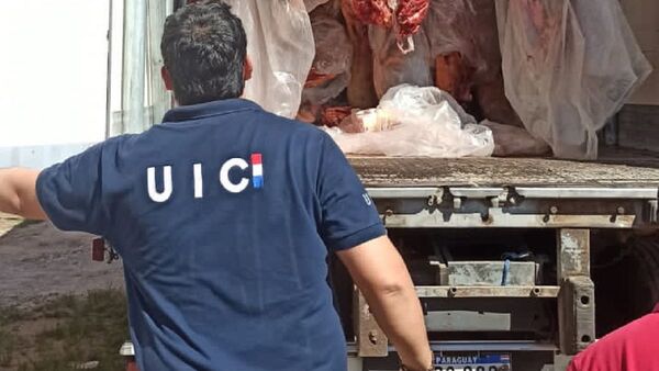 Incautan 16 toneladas de carne y detienen a cuatro personas