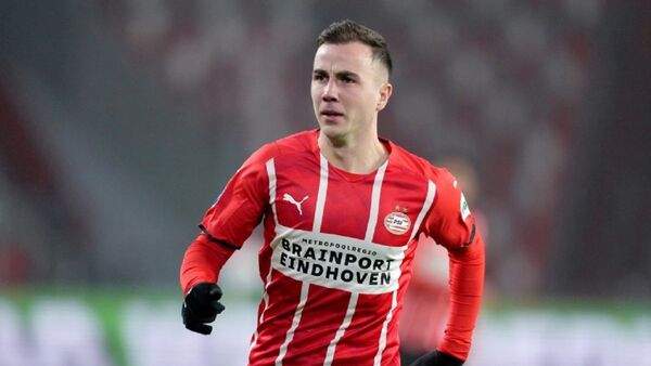 El PSV Eindhoven cierra el año como líder de la liga neerlandesa