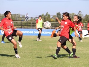 Fútbol en el cierre de semana de los trabajos - APF