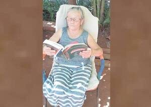 Crónica / Abue de 67 años, alumna ejemplar de Derecho, necesita un empujón