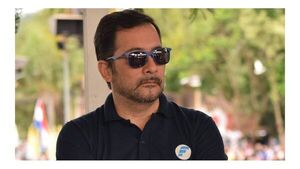 Fito Cabral obró aguinaldo y su auto ya hace "chiki inki"