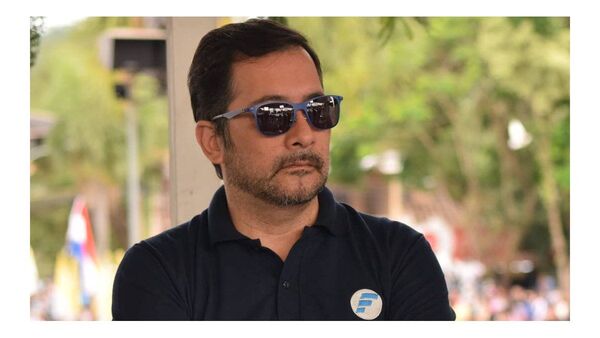Fito Cabral obró aguinaldo y su auto ya hace "chiki inki"
