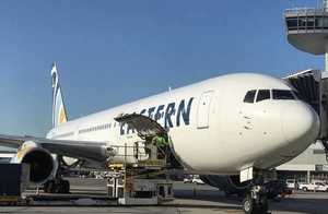 Diario HOY | Vuelo de Eastern que debía partir desde Miami sufre nuevo retraso por "desperfectos"