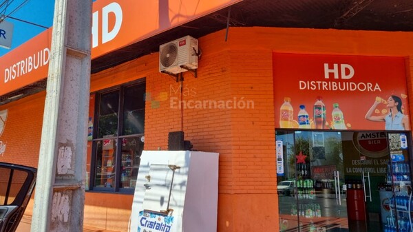 Delincuentes irrumpieron en una distribuidora en pleno centro de Encarnación