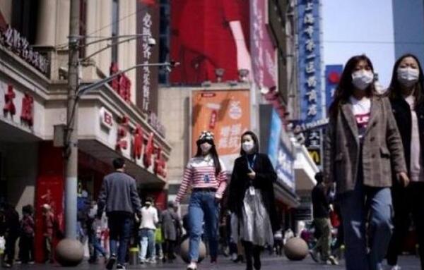 26 personas con covid fueron sancionadas, tras exponer a millones de personas en China