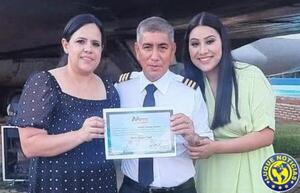 Un reservista guaireño se gradúa de piloto aviador civil •