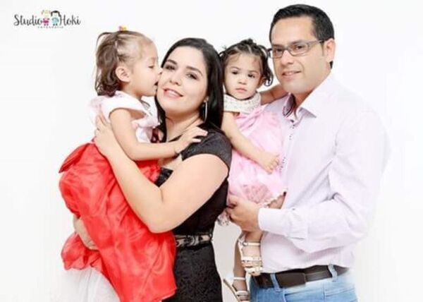 Felices fiestas para ti y los tuyos, deseos de la abogada Patricia Chaparro y familia