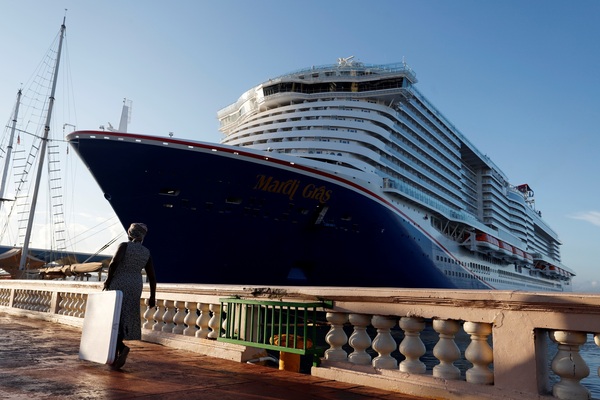 Islas Caimán extienden su prohibición a los cruceros por variante ómicron - MarketData