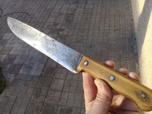 Hombre intentó salvar a otro de una turba pero terminó herido