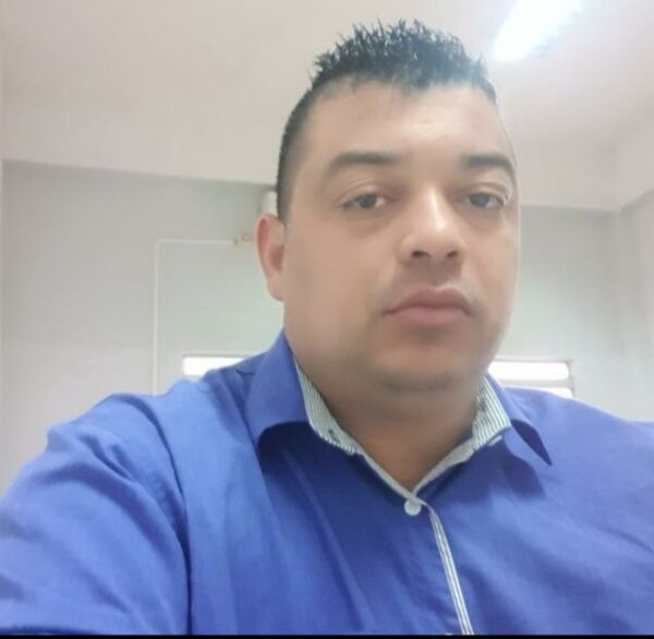 Miguel Villagra desea una feliz Navidad a todos los amambaienses
