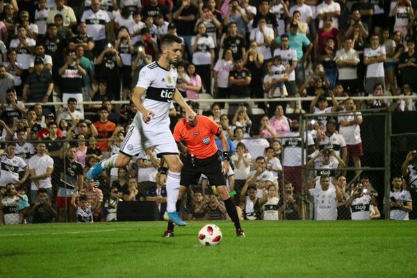 ¡Que bombazo! Ahora los rumores ubican a Ale Silva en la vereda del frente
