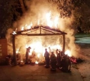 Inadaptados incendian pesebre en Ypané - Paraguay.com