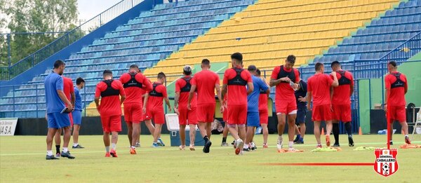 General Caballero y la ansiedad por jugar el 'histórico primer partido' ante Olimpia