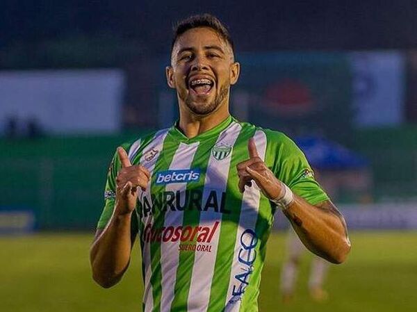 Pedro Báez, el único paraguayo que jugará en la Navidad - Fútbol Internacional - ABC Color