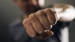 Navidad con dos heridos y un menor que golpeó a su padre tras discusión
