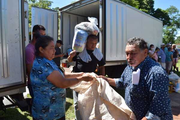 Casi 1.000 personas de la tercera edad de Misiones fueron asistidas con kits de alimentos - ADN Digital