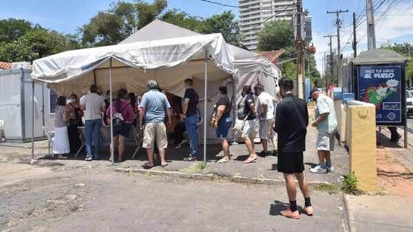 Vacunas anti-Covid seguirán aplicándose desde el lunes