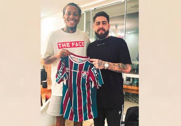 Crónica / ¡ES PARAGUAYO! El tatuador de las estrellas del fútbol y de la música