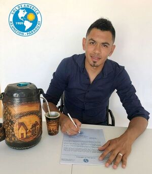 Cuarto fichaje confirmado en Sol - Fútbol - ABC Color