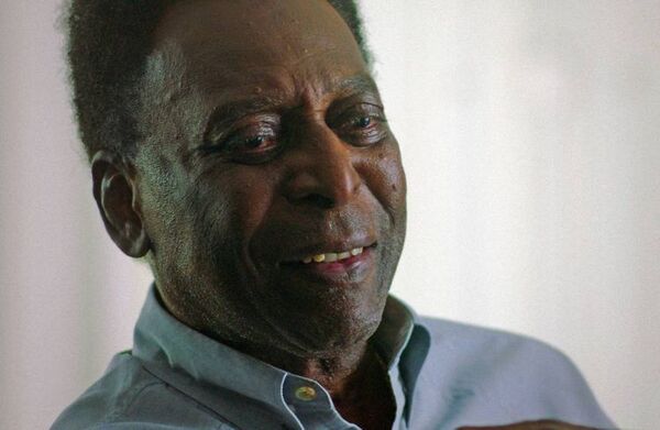 Pelé pasó la Navidad en familia tras recibir alta médica