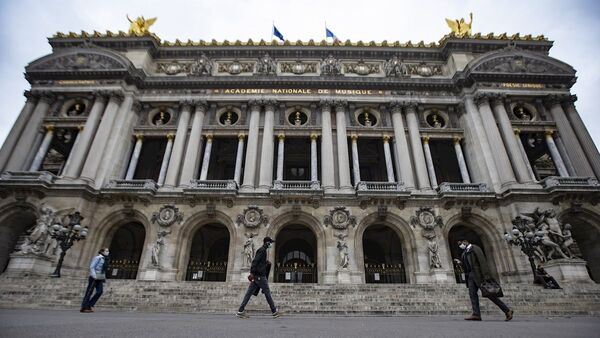 Francia sufre su quinta ola de Covid con el temor de que se paralice país