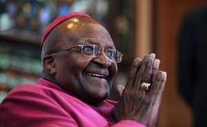 Diario HOY | Arzobispo Tutu, héroe de la lucha contra el apartheid, fallece en Sudáfrica