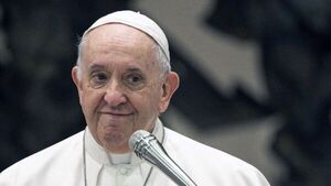 Presentadora anunció por error la muerte del papa Francisco